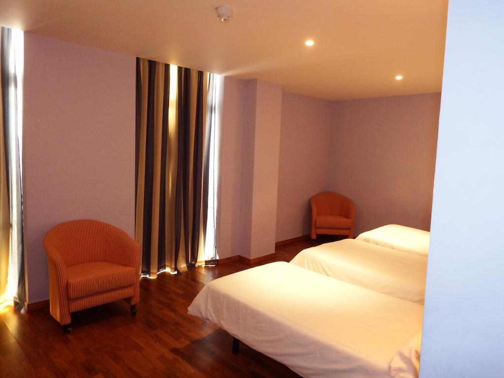 Hotel Isur ジェレナ エクステリア 写真
