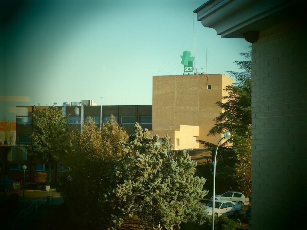 Hotel Isur ジェレナ エクステリア 写真